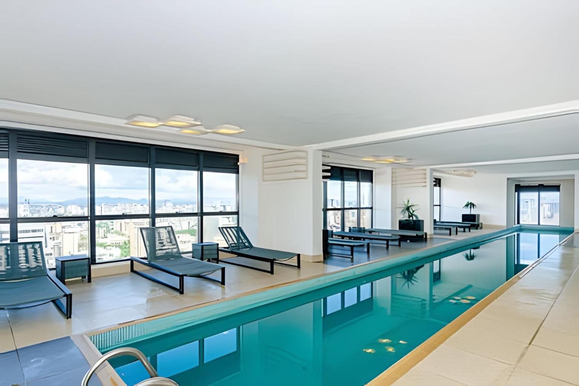 Dois Quartos Clube De Luxo Sky Com Vaga By Urooms